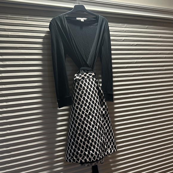 Diane Von Furstenberg Wrap Dress - Picture 5 of 7